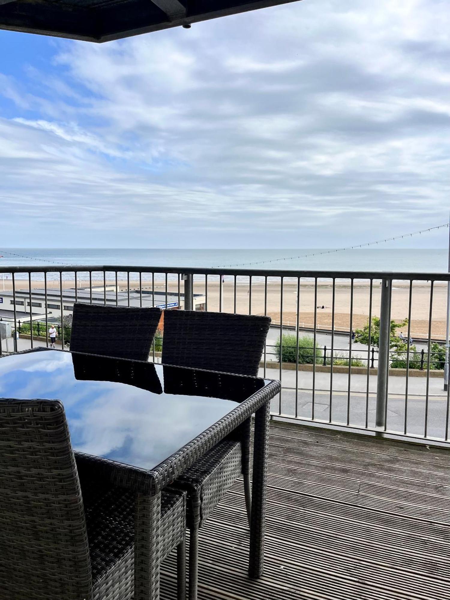 Apartments @52 Bridlington Bagian luar foto
